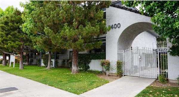 Mayflower Townhomes property